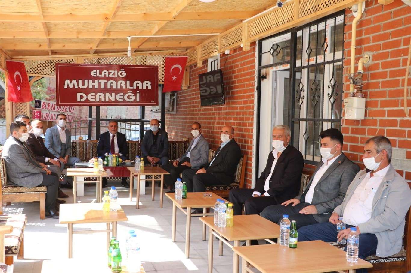 Muhtarların sorumlulukları çok, yetkileri az Muhtarların sorumlulukları çok, yetkileri az